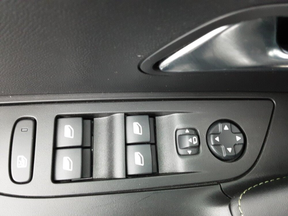 Occasion PEUGEOT 2008 2008 Electrique 136 ch