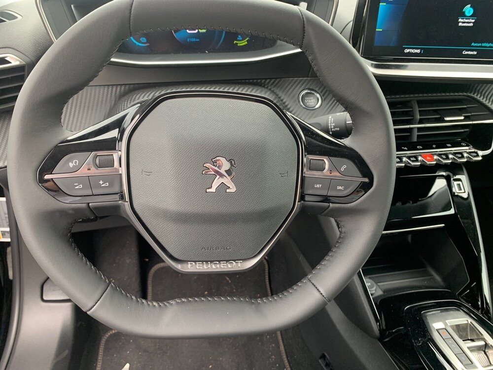 Occasion PEUGEOT 2008 2008 Electrique 136 ch - Roadtrip