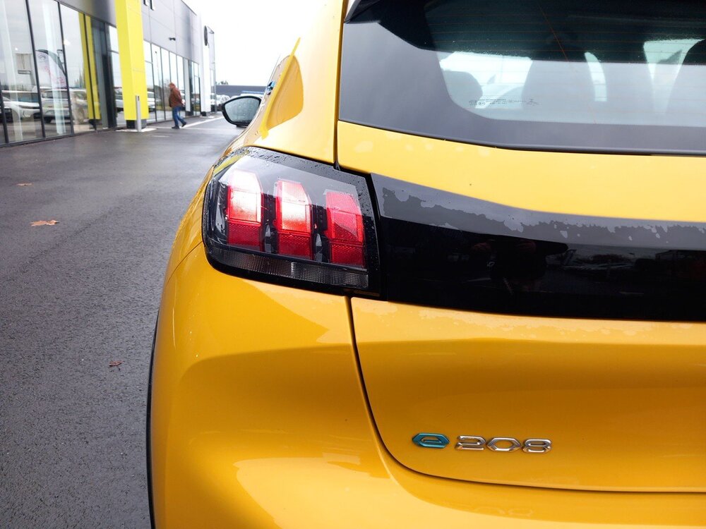 Occasion PEUGEOT 208 208 Electrique 50 kWh 136ch - Active Pack