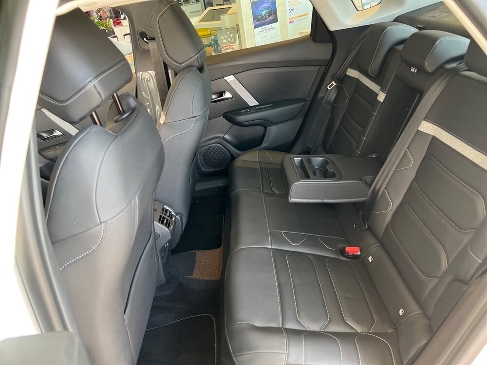 Occasion CITROEN C4 X e-C4 X 136 ch Automatique - Shine