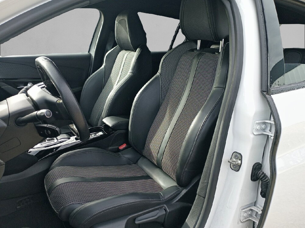 Occasion PEUGEOT 208 208 Electrique 50 kWh 136ch - GT