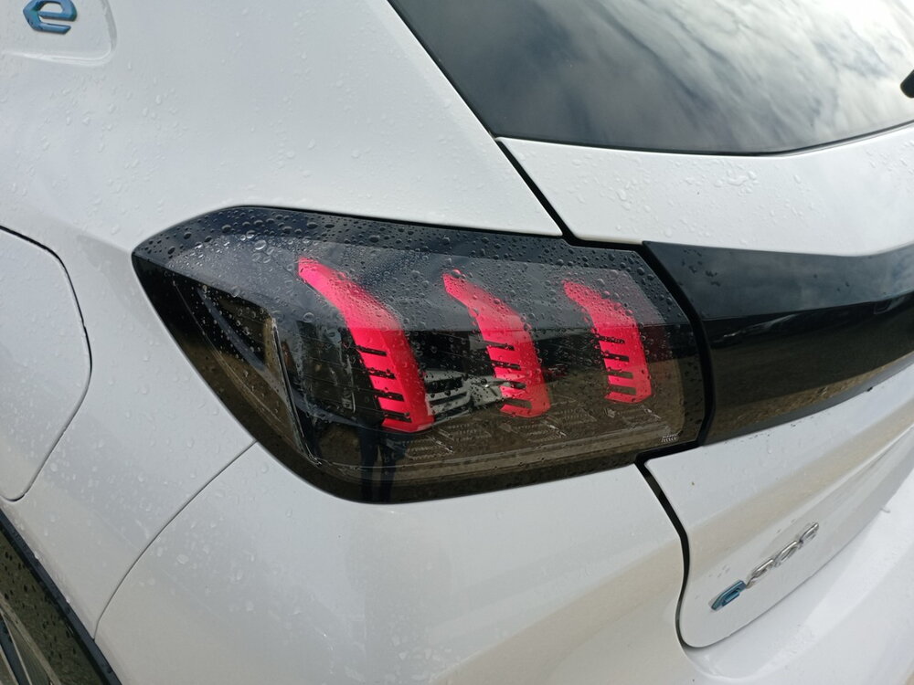 Occasion PEUGEOT 208 208 Electrique 50 kWh 136ch - GT