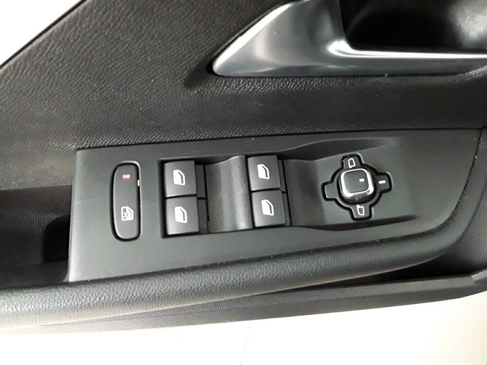 Occasion OPEL Astra Astra 1.2 Turbo 110 ch BVM6 - Edition