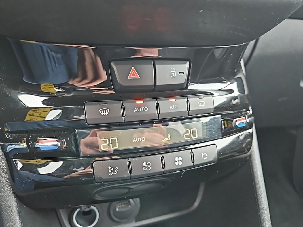 Occasion PEUGEOT 2008 2008 PureTech 110ch S&S BVM6 - Signature