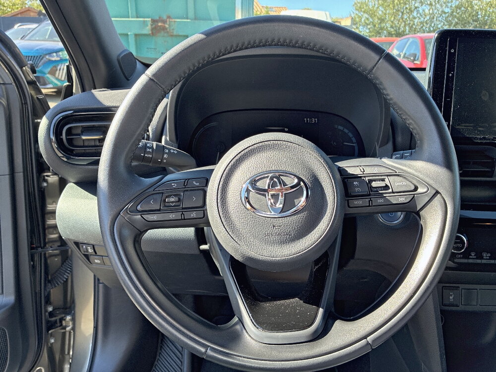 Occasion TOYOTA Yaris Yaris Cross Hybride 116h 2WD - Trail (marchepieds standardisés)