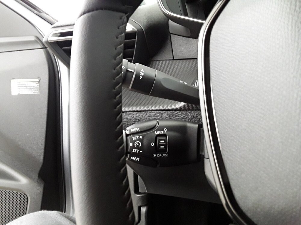 Occasion PEUGEOT 2008 2008 PureTech 130 S&S BVM6 - Allure Pack