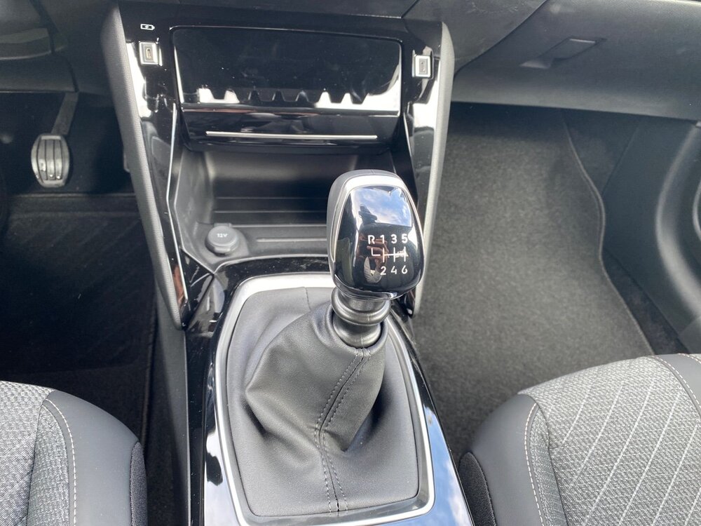 Occasion PEUGEOT 208 208 PureTech 100 S&S BVM6 - Allure