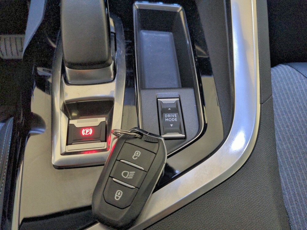 Occasion PEUGEOT 3008 3008 Hybrid 225 e-EAT8