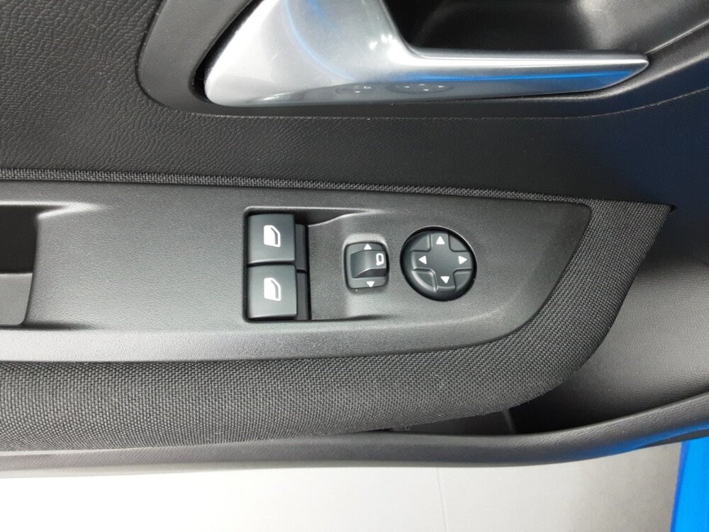 Occasion PEUGEOT 208 208 Electrique 50 kWh 136ch - Active