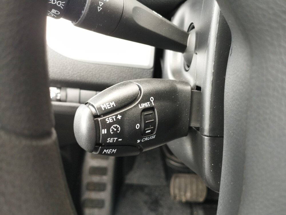 Occasion PEUGEOT Expert EXPERT FGN TOLE M ELECTRIQUE 75KWH 136CH