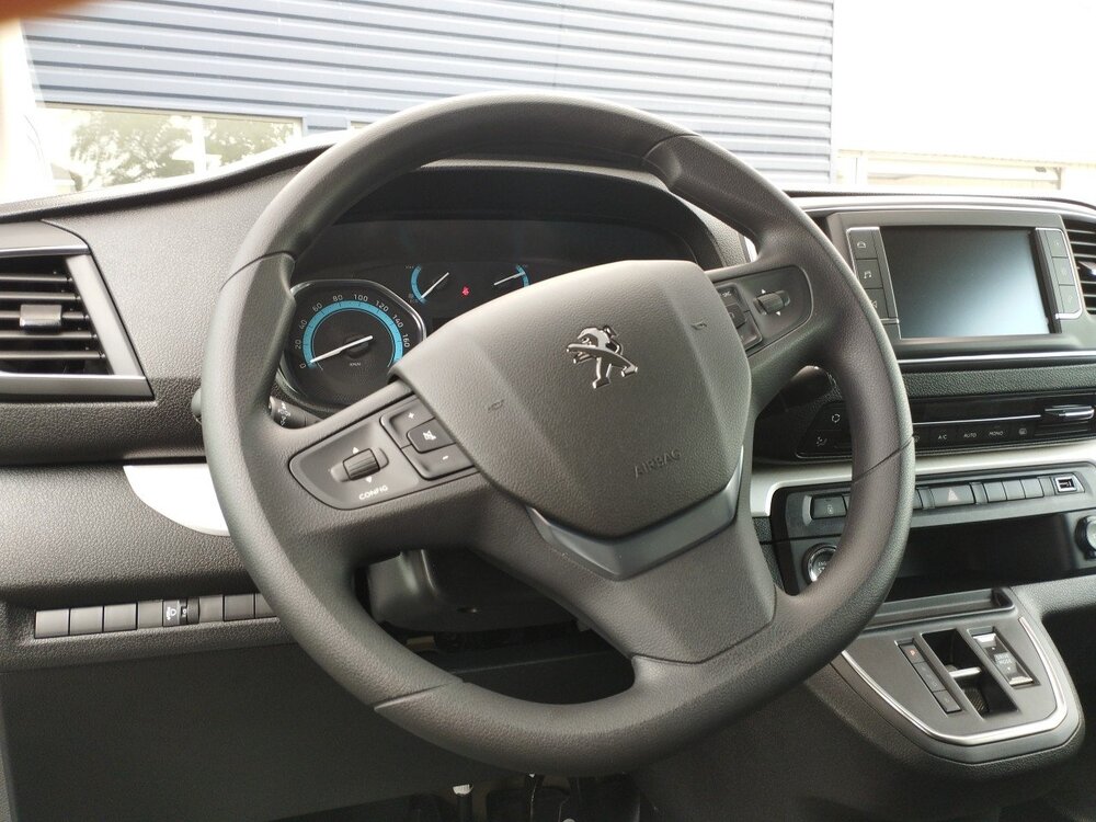 Occasion PEUGEOT Expert EXPERT FGN TOLE M ELECTRIQUE 75KWH 136CH