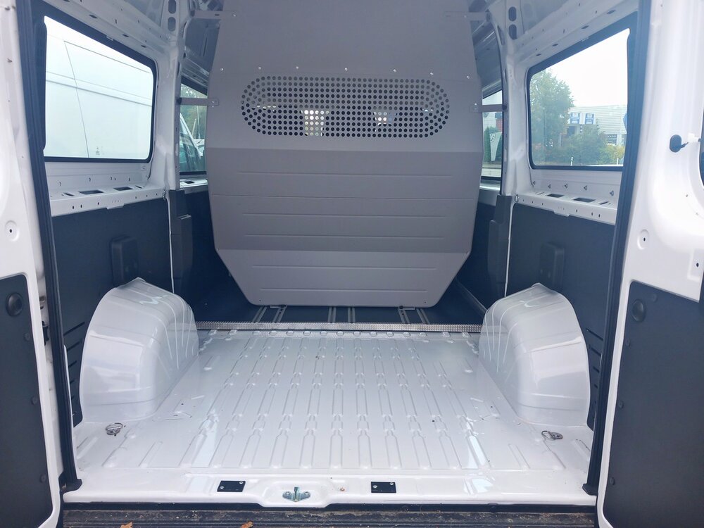 Occasion CITROEN Jumper JUMPER VITRE 35 L2H2 BLUEHDi 140 S&S BVM6 - Cabine Approfondie