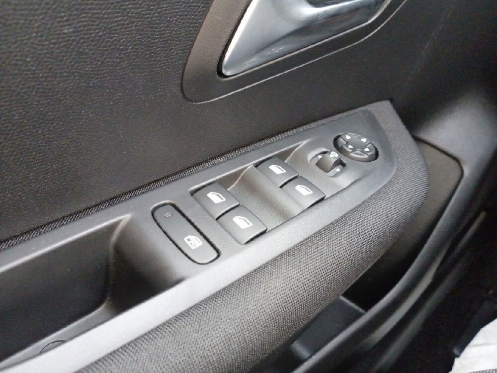 Occasion PEUGEOT 208 208 PureTech 75 S&S BVM5