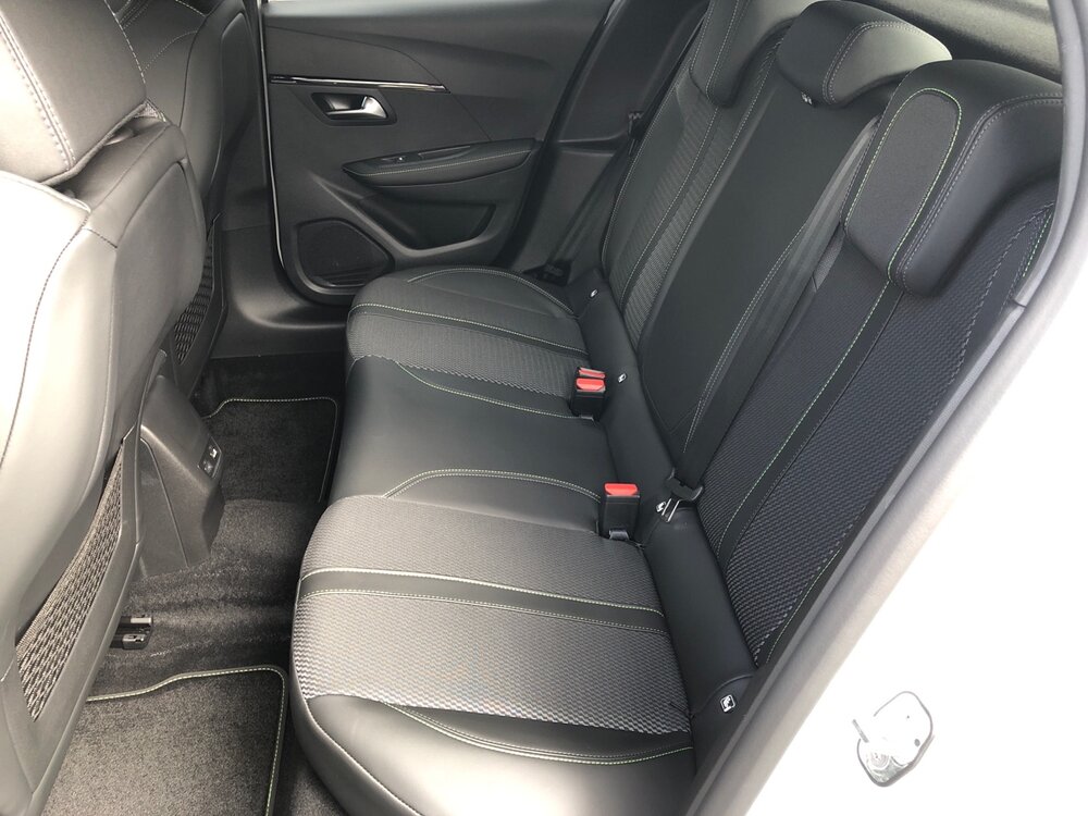 Occasion PEUGEOT 208 208 Hybrid 136 e-DCS6 - GT