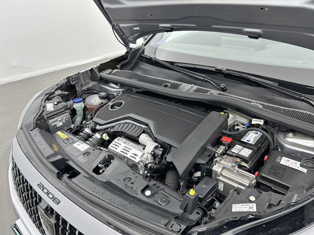 Occasion PEUGEOT 2008 2008 Hybrid 136 e-DCS6 - GT