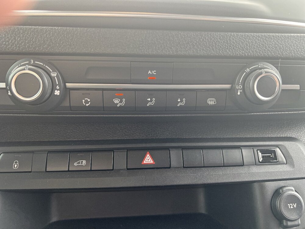 Occasion PEUGEOT Expert EXPERT FGN TOLE M ELECTRIQUE 75KWH 136CH