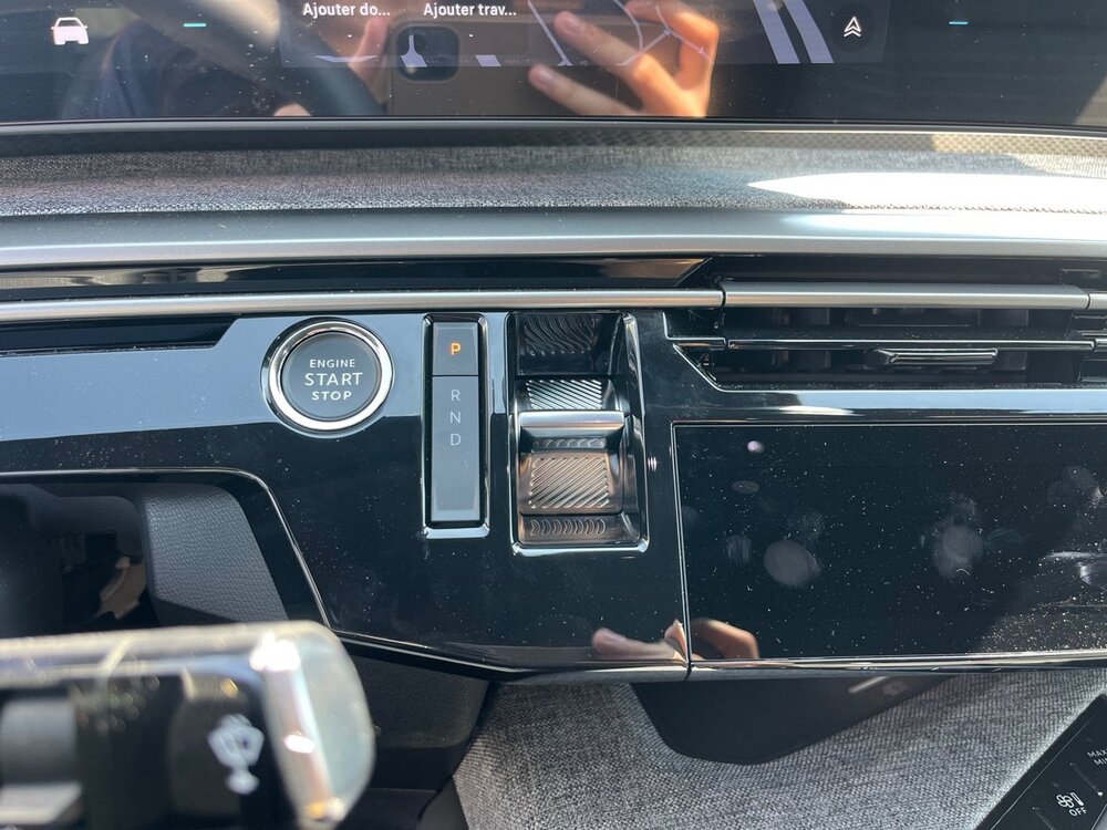 Occasion PEUGEOT 3008 3008 Electrique 73 kWh 210 ch - Allure