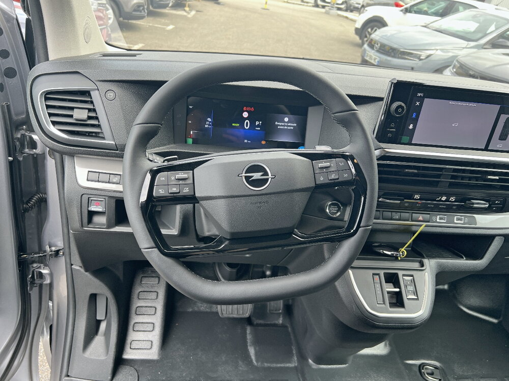 Occasion OPEL Vivaro VIVARO-E FGN TAILLE M ELECTRIQUE 100 KW BATTERIE 75 KWH