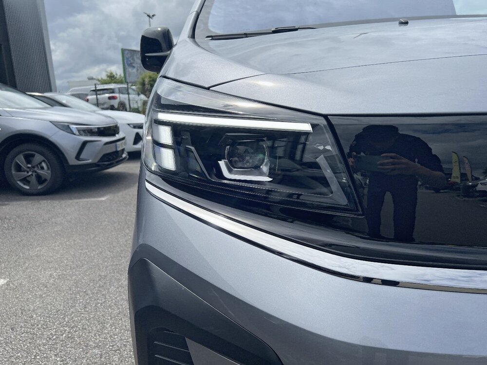 Occasion OPEL Vivaro VIVARO-E FGN TAILLE M ELECTRIQUE 100 KW BATTERIE 75 KWH