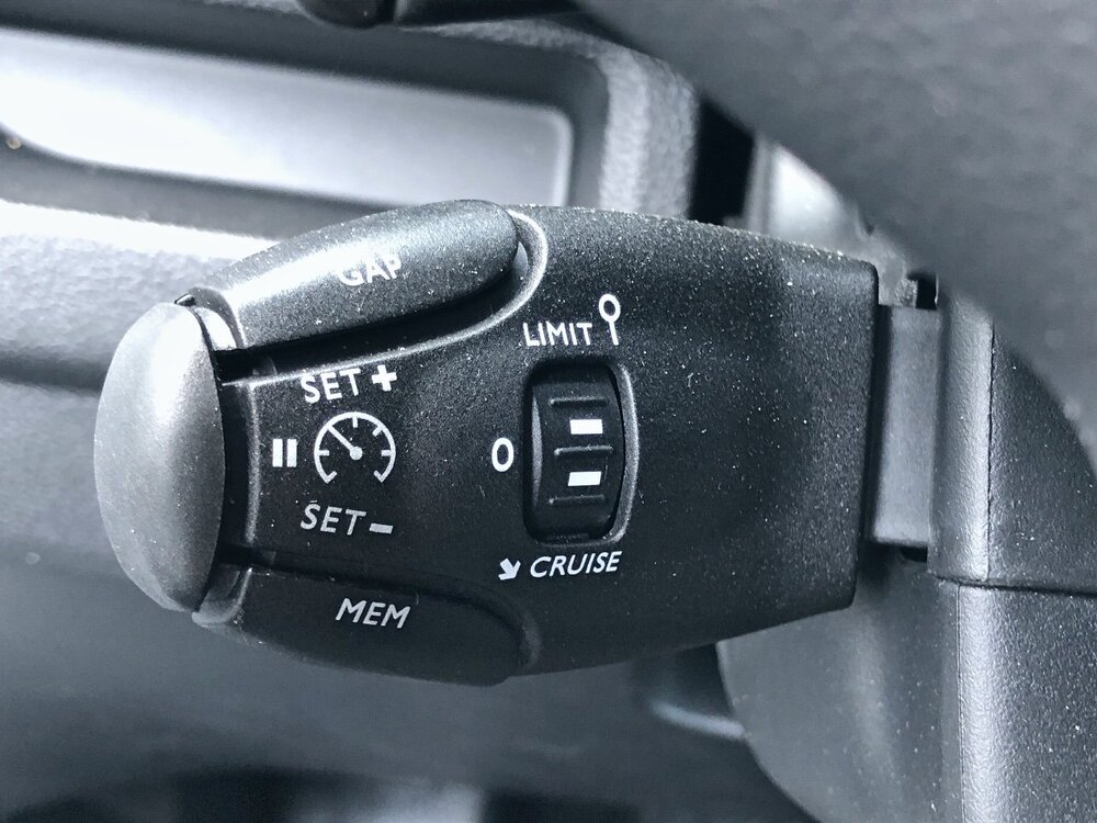 Occasion OPEL Vivaro VIVARO FGN TAILLE M BLUEHDI 180 S&S EAT8