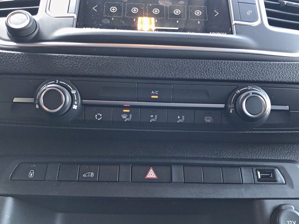 Occasion OPEL Vivaro VIVARO FGN TAILLE M BLUEHDI 180 S&S EAT8