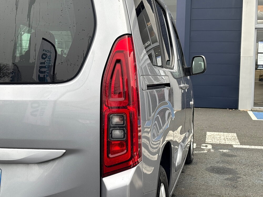 Occasion OPEL Combo Combo e-Life Taille M 136 ch & Batterie 50 kw/h - Elegance Pack