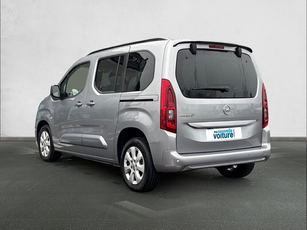 Occasion OPEL Combo Combo e-Life Taille M 136 ch & Batterie 50 kw/h - Elegance Pack