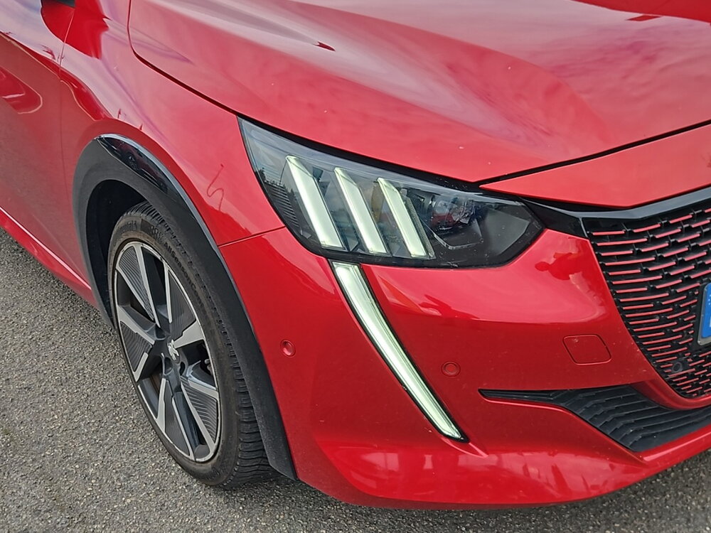 Occasion PEUGEOT 208 208 Electrique 50 kWh 136ch - GT