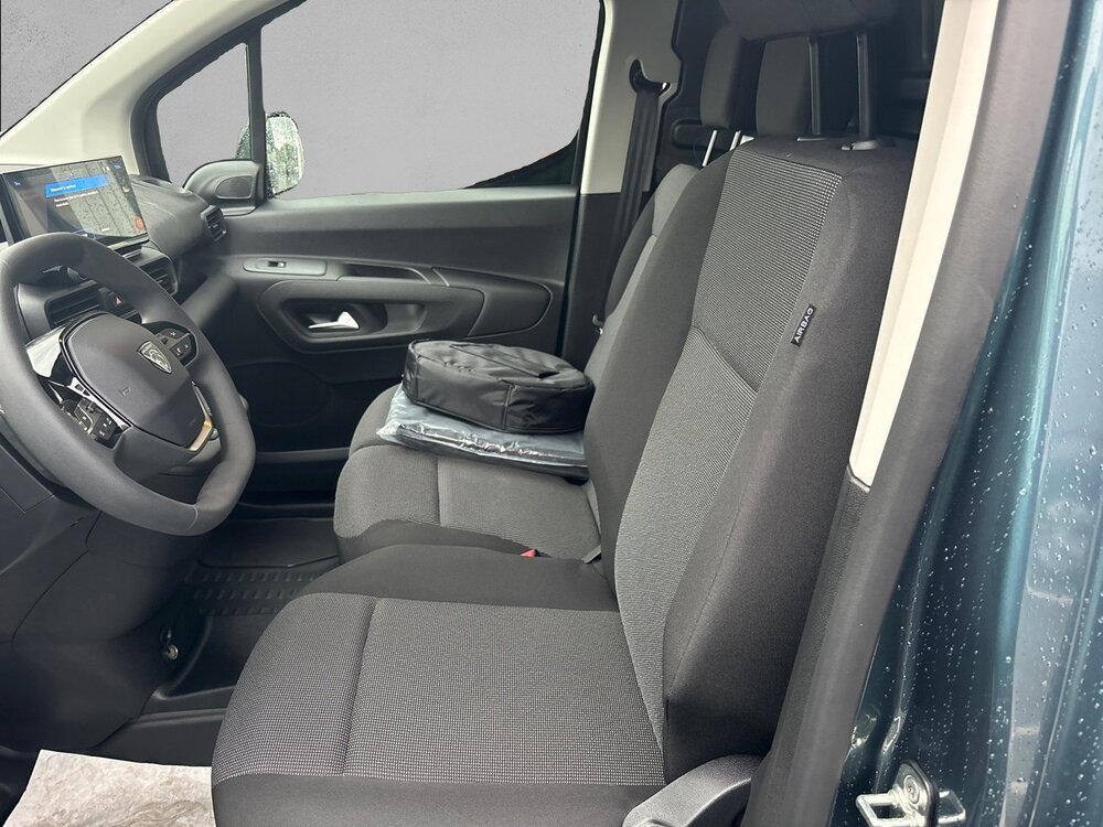 Occasion PEUGEOT Partner E-PARTNER FOURGON M 800 KG 136 CH BATTERIE 51 KWH