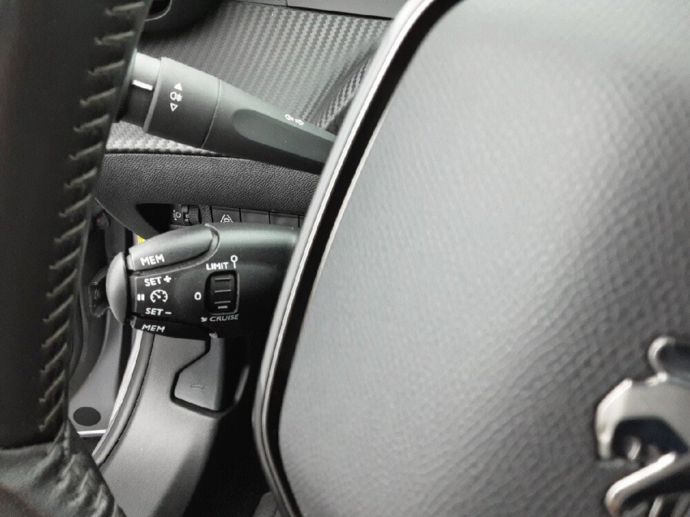 Occasion PEUGEOT 2008 2008 PureTech 130 S&S BVM6