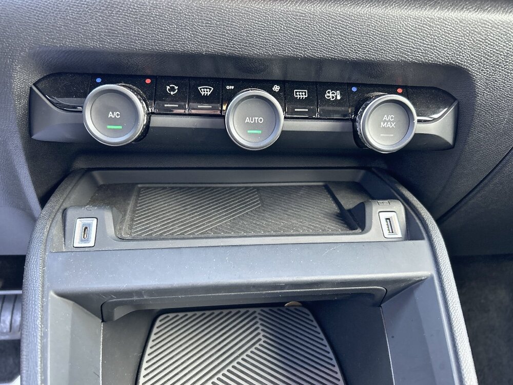 Occasion CITROEN C4 X C4 X BlueHDi 130 S&S EAT8 - Feel Pack