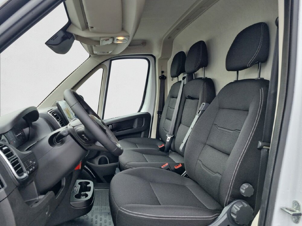 Occasion PEUGEOT Boxer BOXER FOURGON TOLE 3.5 T L2H2 140 S&S BVM6