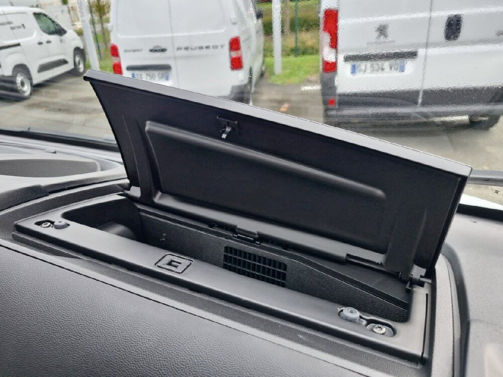 Occasion PEUGEOT Boxer BOXER FOURGON TOLE 3.5 T L2H2 140 S&S BVM6