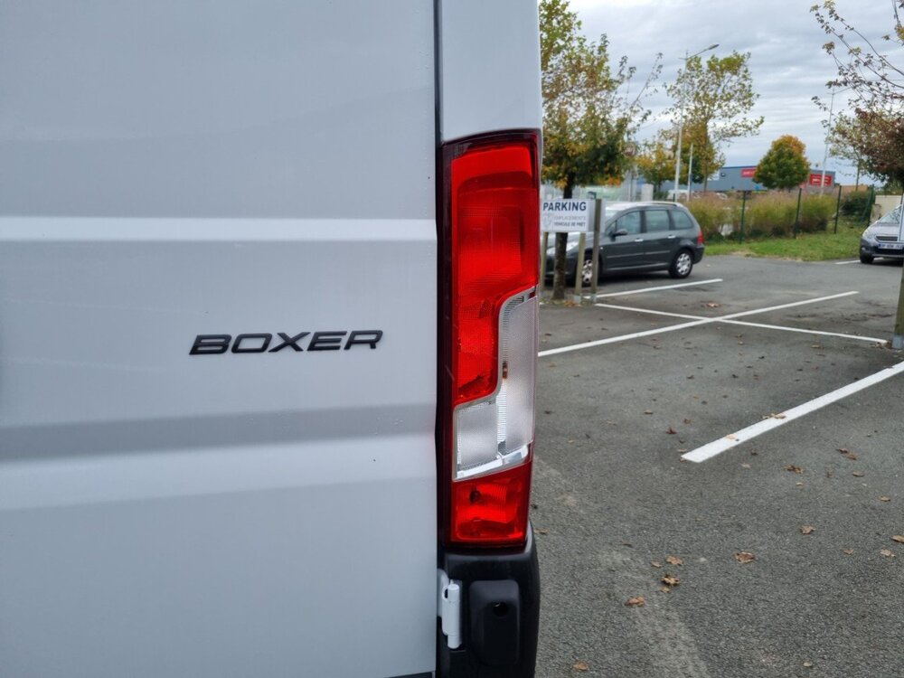 Occasion PEUGEOT Boxer BOXER FOURGON TOLE 3.5 T L2H2 140 S&S BVM6