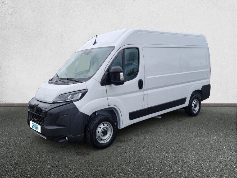 PEUGEOT Boxer 6000 km 2024 Diesel