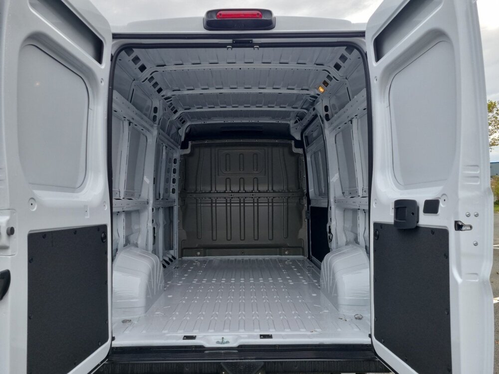 Occasion PEUGEOT Boxer BOXER FGN 3.5 T L2H2 140 S&S BVM6