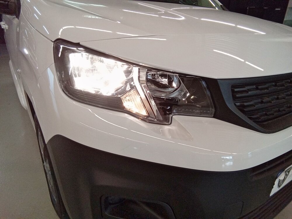 Occasion PEUGEOT Partner PARTNER FOURGON M 650 KG BLUEHDI 130 S&S EAT8