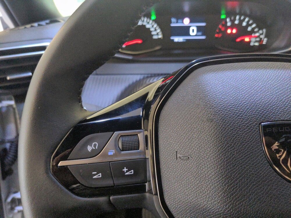 Occasion PEUGEOT 2008 2008 PureTech 100 S&S BVM6