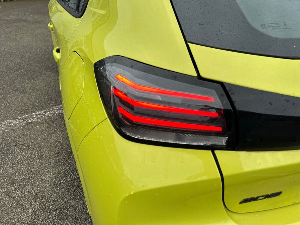 Occasion PEUGEOT 208 208 Hybrid 100 e-DCS6 - Active