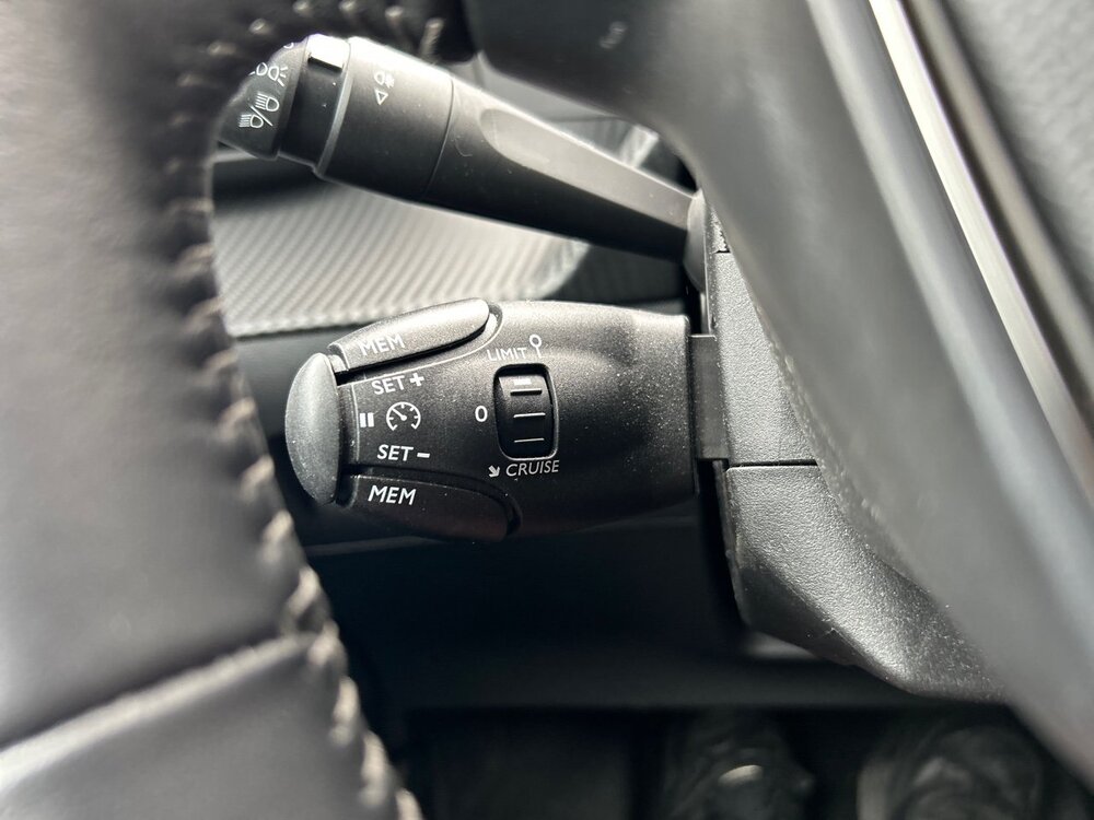 Occasion PEUGEOT 208 208 PureTech 100 S&S BVM6 - Allure Pack