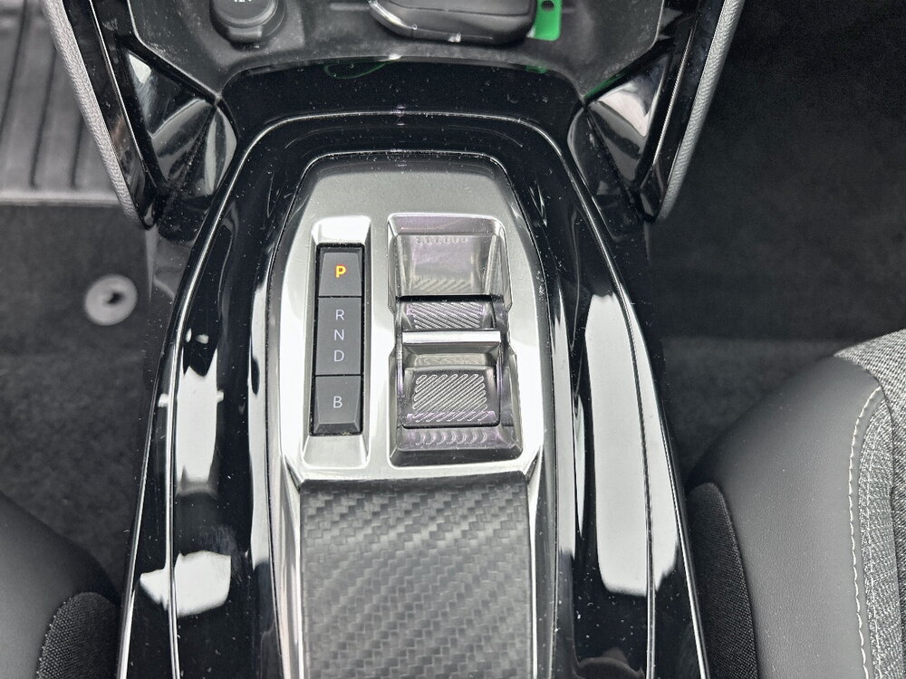 Occasion PEUGEOT 2008 2008 Electrique 54 kWh 156 ch - Allure