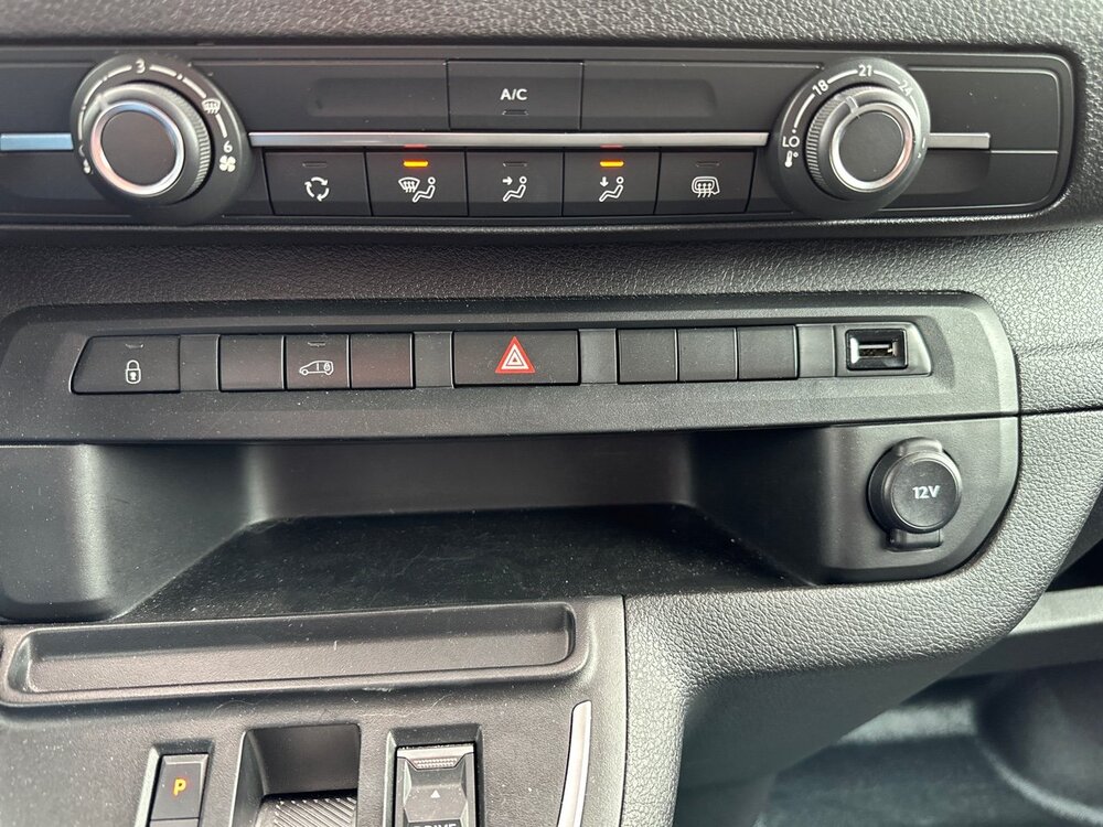 Occasion PEUGEOT Expert EXPERT FGN TOLE M ELECTRIQUE 75KWH 136CH