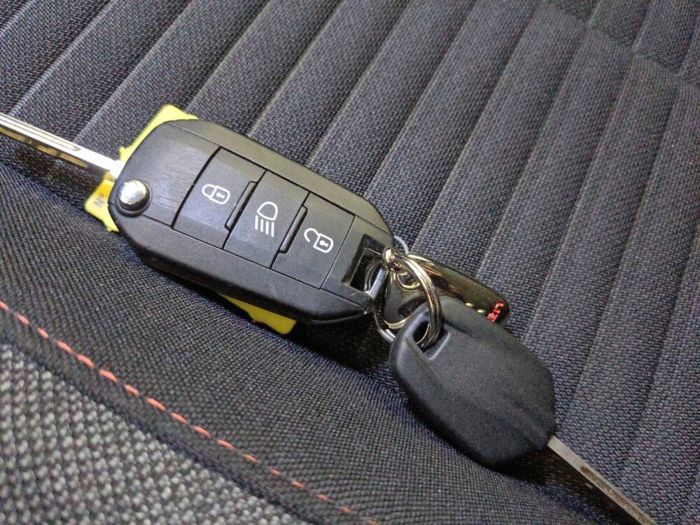 Occasion PEUGEOT 2008 2008 PureTech 100 S&S BVM6 - Active Business