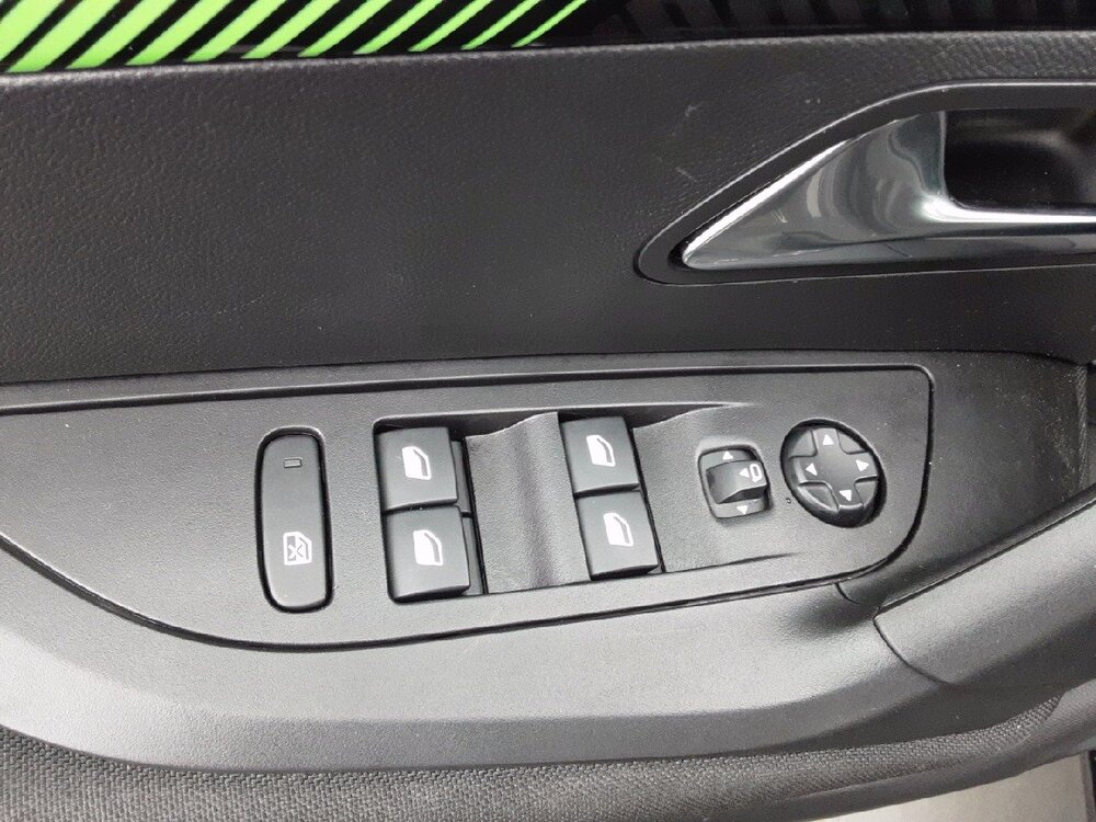 Occasion PEUGEOT 2008 2008 PureTech 100 S&S BVM6 - Active