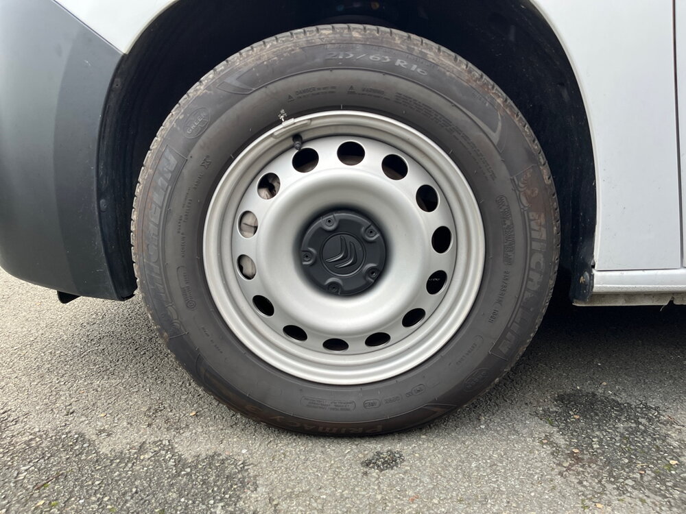 Occasion CITROEN Berlingo Berlingo Van Fourgon Taille M 800kg Moteur électrique 136 ch