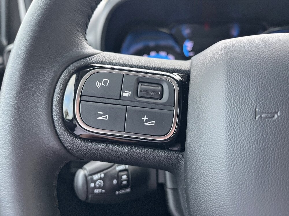 Occasion CITROEN Berlingo Berlingo Van Fourgon Taille M 800kg Moteur électrique 136 ch