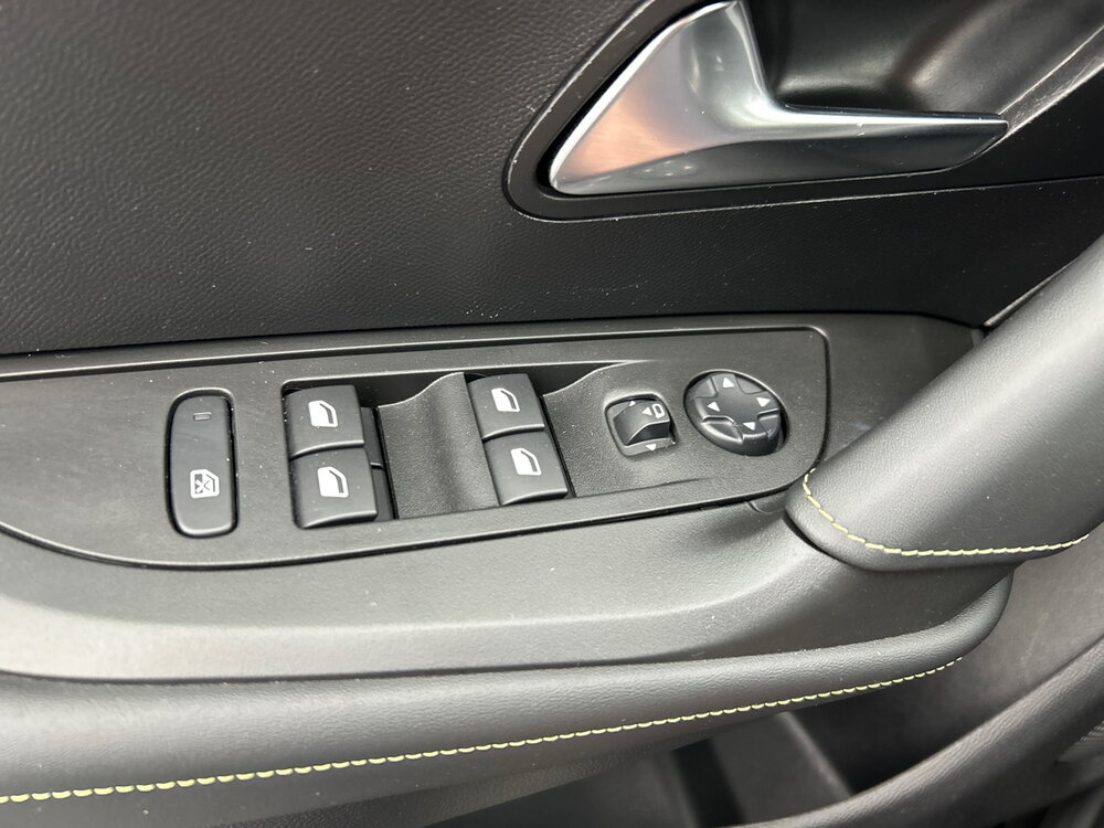 Occasion PEUGEOT 2008 2008 PureTech 155 S&S EAT8 - GT