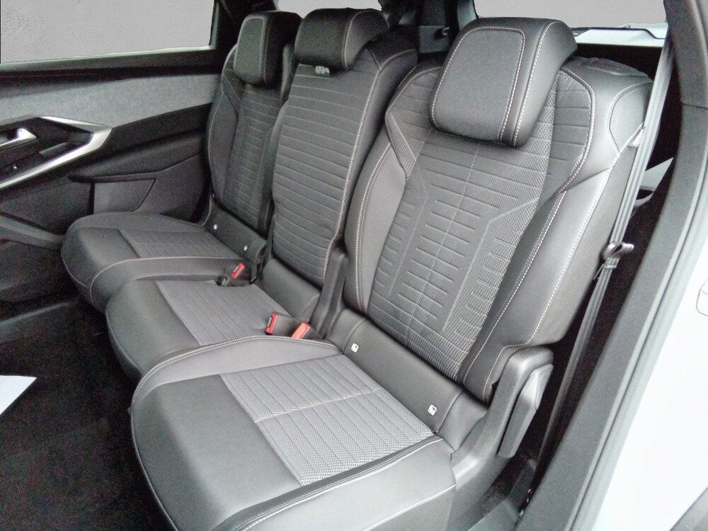 Occasion PEUGEOT 5008 5008 Electrique 73 kWh 210 ch - Allure