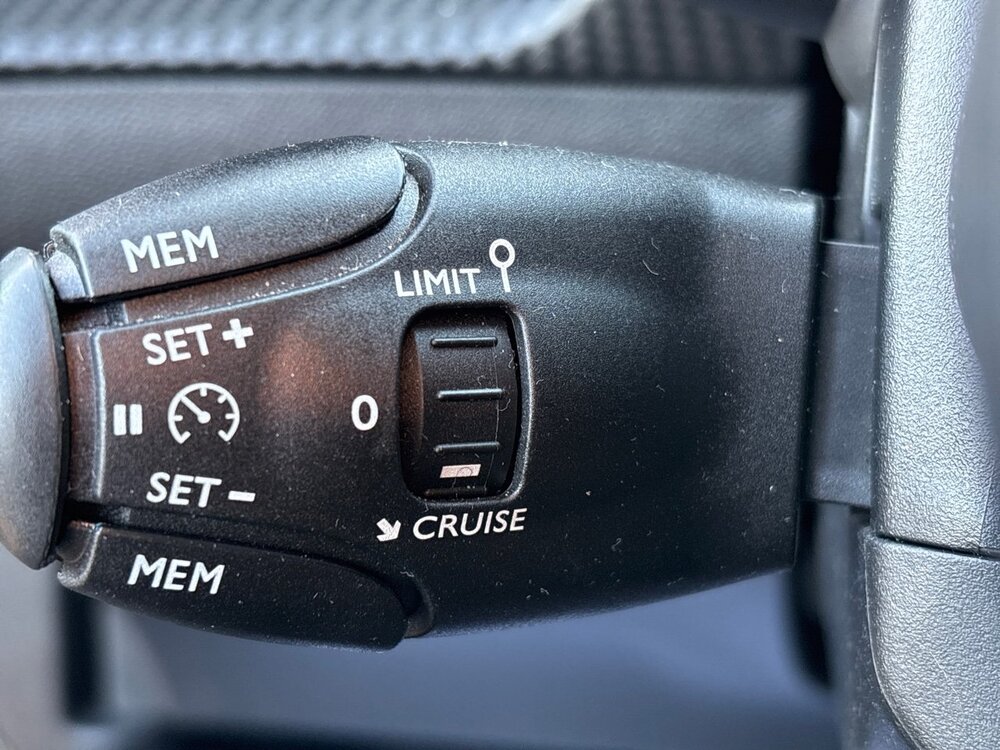 Occasion PEUGEOT 2008 2008 Electrique 136 ch - Style