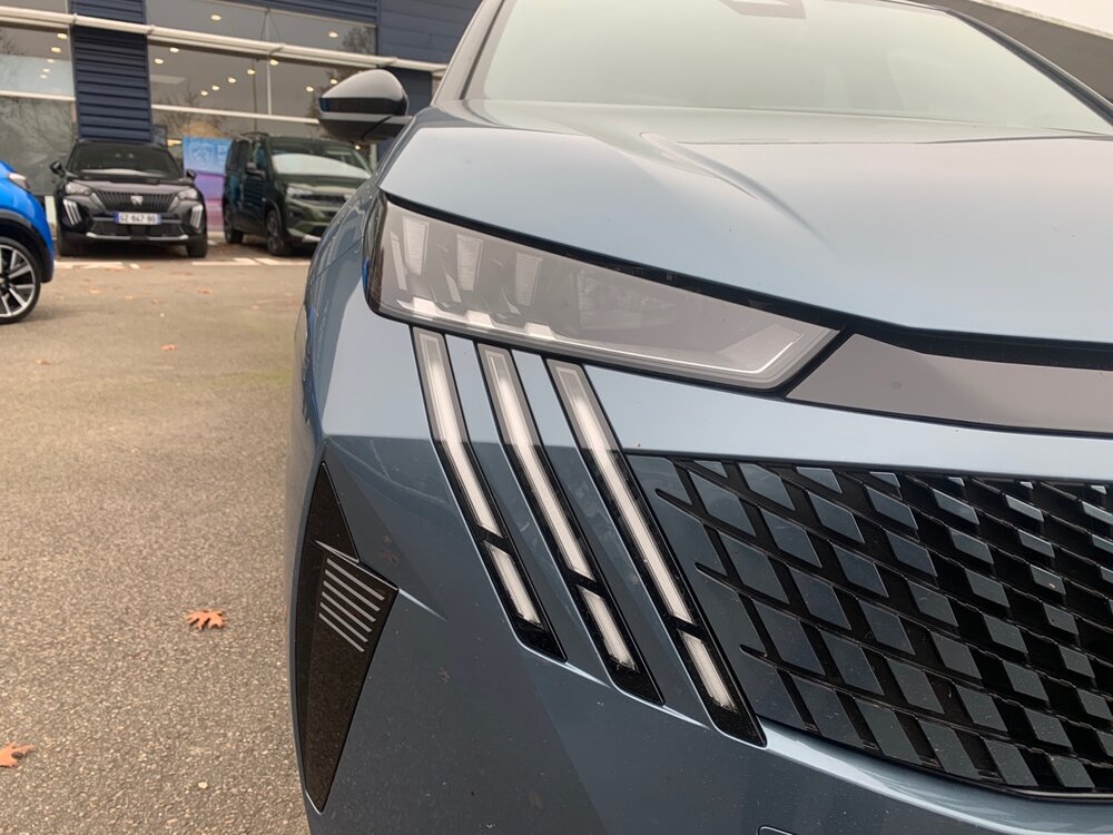 Occasion PEUGEOT 3008 3008 Hybrid 136 e-DCS6 - GT